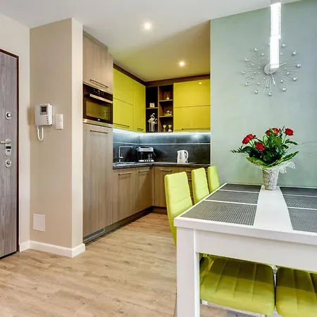 Blue Mandarin Island Apartment