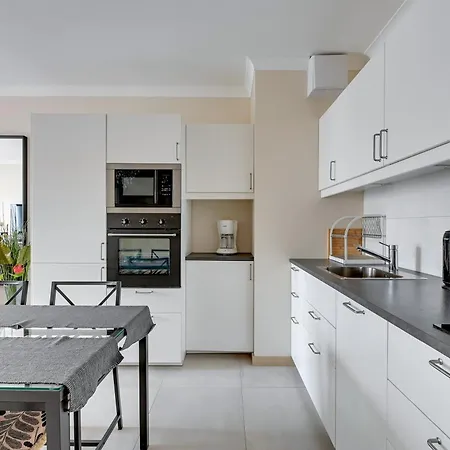 Apartment Blue Mandarin Island *